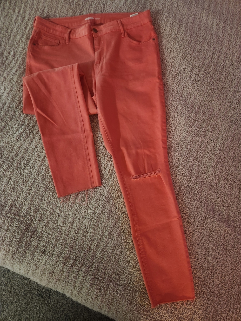 Old Navy Rockstar Super Skinny Jeans - Coral Red